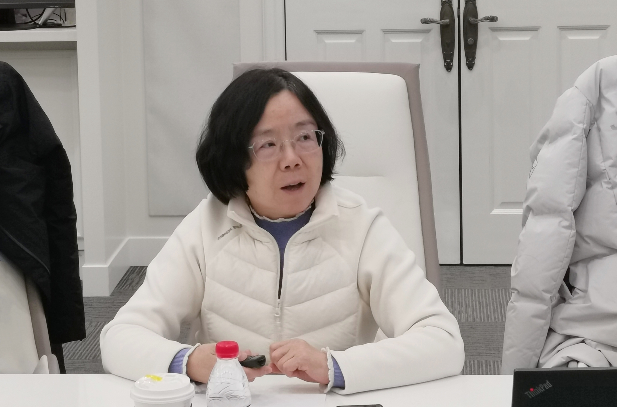 1736998001302950.jpg 1736998001302950.jpg