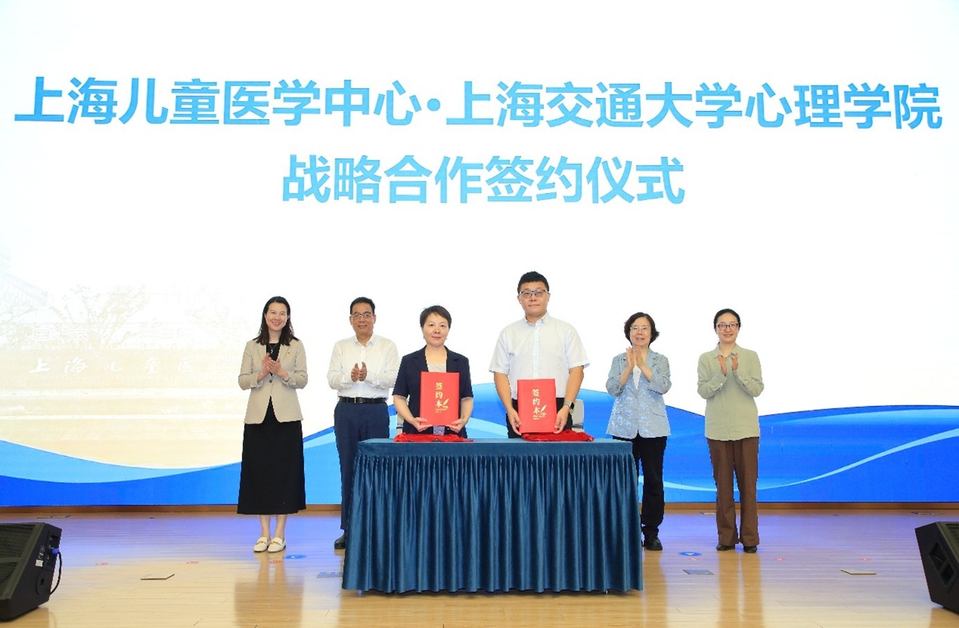 1760697492230516.jpg 1760697492230516.jpg